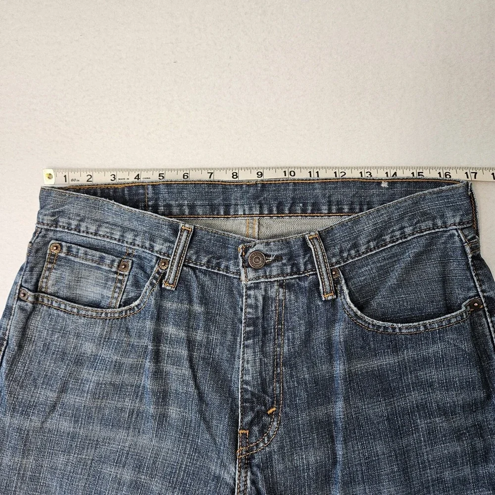 Levis 559 Jeans Relaxed Fit Straight Leg Men's Size 32x32 Medium Wash Denim